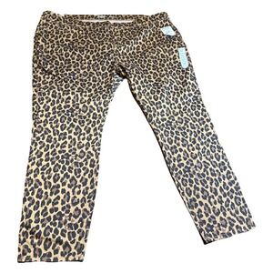 NWT Signature by Levi Strauss Leopard Print Pull-On Skinny Pants Women's 28W